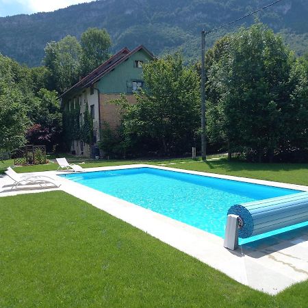 Bed and Breakfast La Clairiere Du Moulin Lepin-le-Lac Экстерьер фото