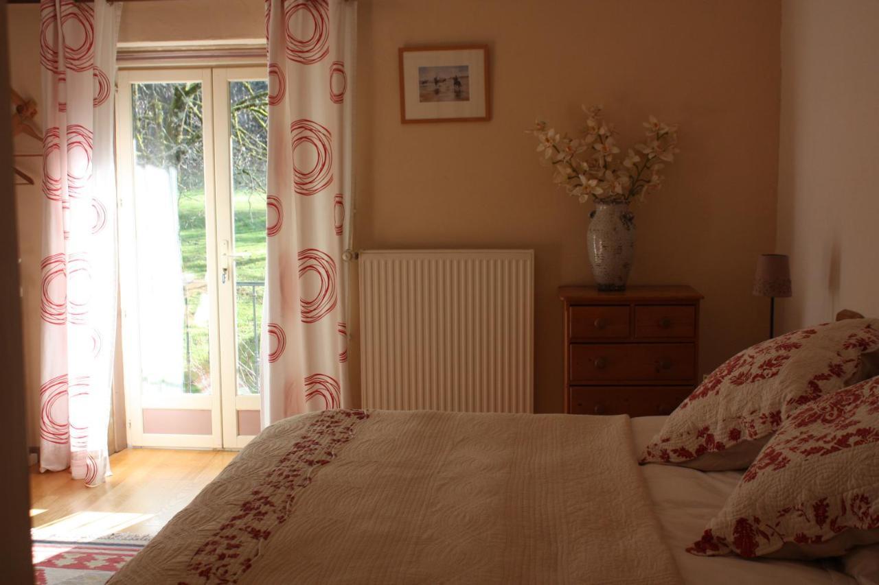 Bed and Breakfast La Clairiere Du Moulin Lepin-le-Lac Экстерьер фото