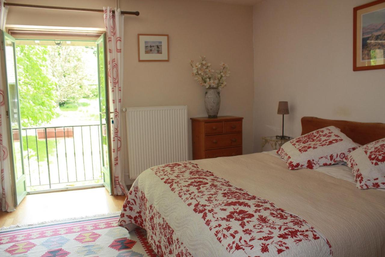 Bed and Breakfast La Clairiere Du Moulin Lepin-le-Lac Экстерьер фото