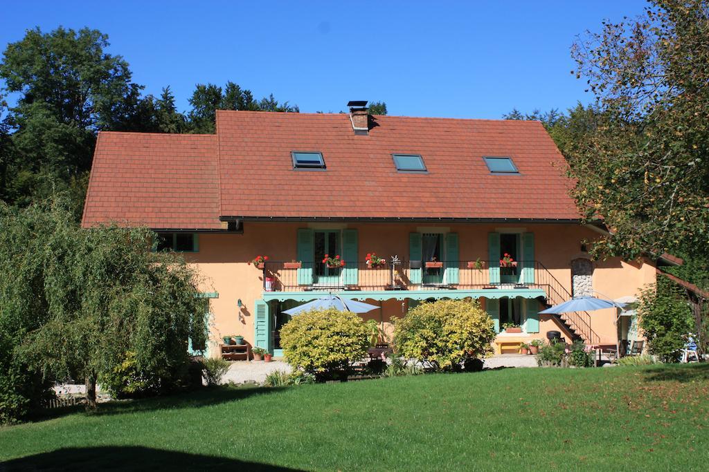 Bed and Breakfast La Clairiere Du Moulin Lepin-le-Lac Экстерьер фото